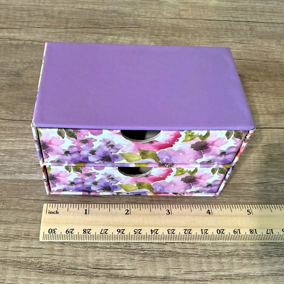 Assortment of Small Decorative Boxes - Picture 8 of 15